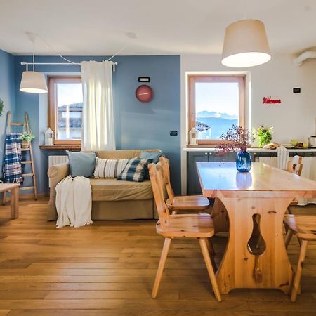 Villa Recla Ronzone Eksteriør billede