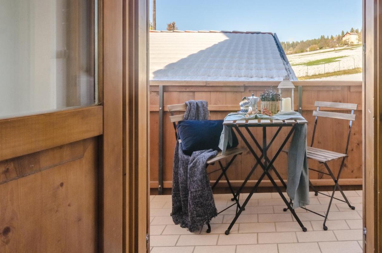 Villa Recla Ronzone Eksteriør billede