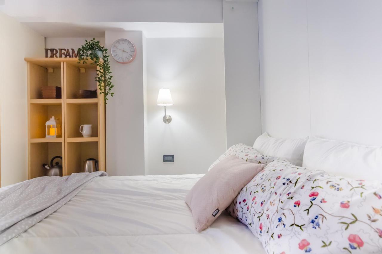 Villa Recla Ronzone Eksteriør billede