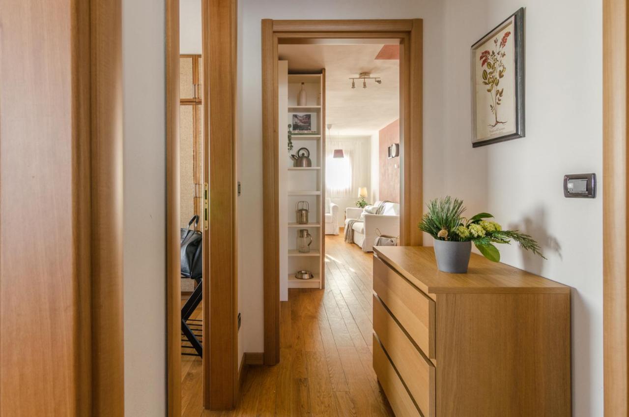 Villa Recla Ronzone Eksteriør billede