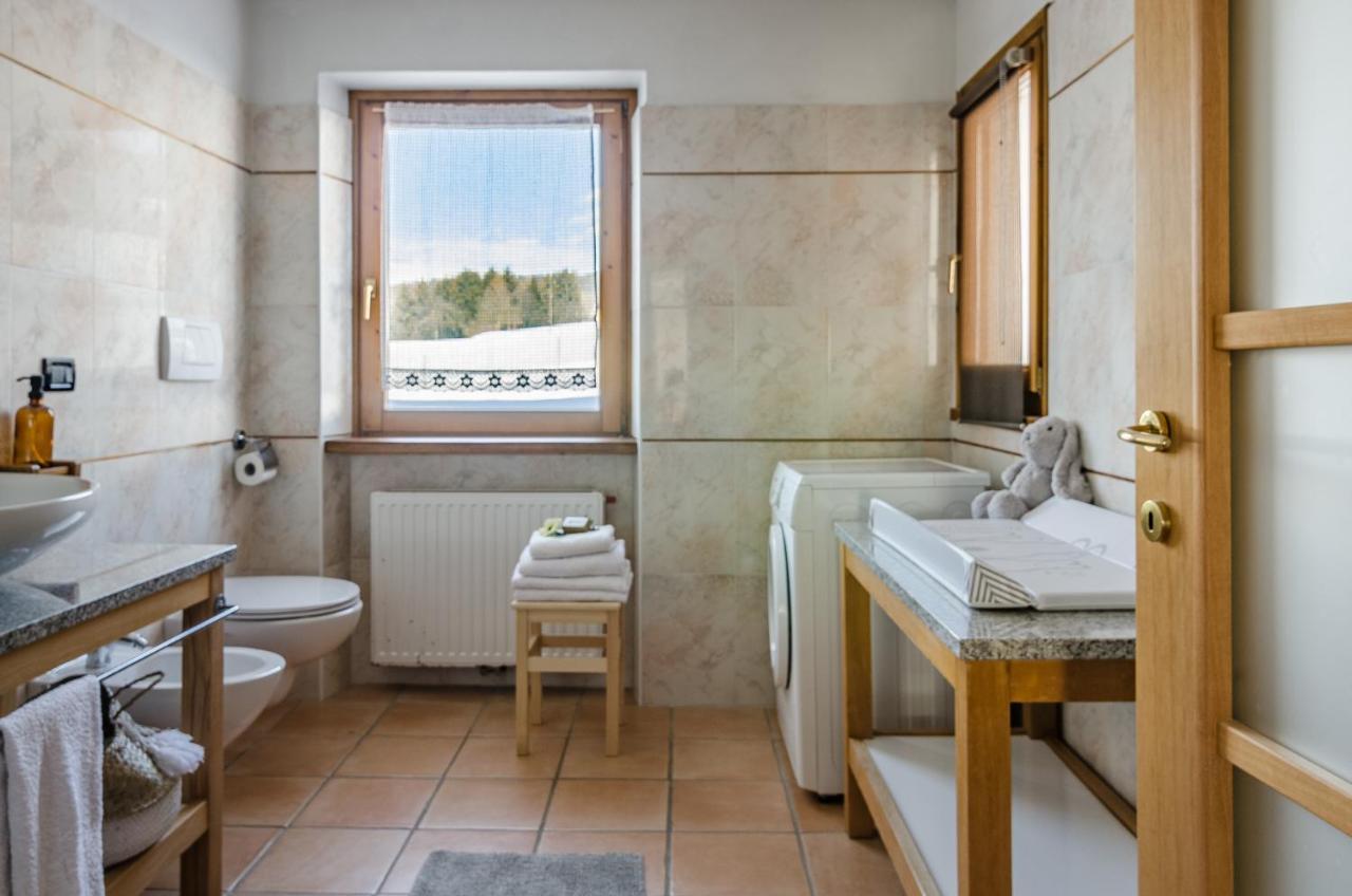 Villa Recla Ronzone Eksteriør billede
